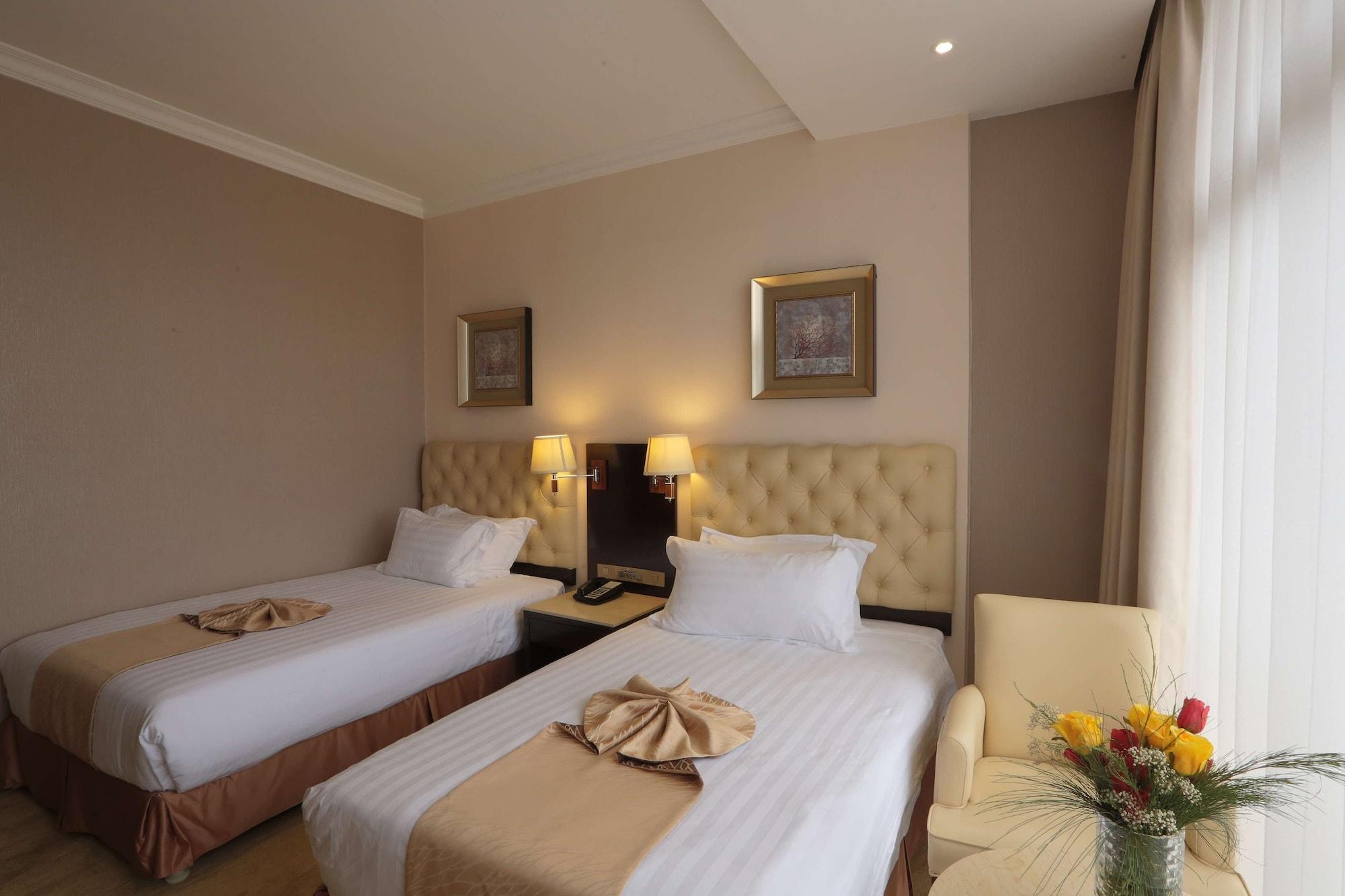 Getfam Hotel Αντίς Αμπέμπα Εξωτερικό φωτογραφία