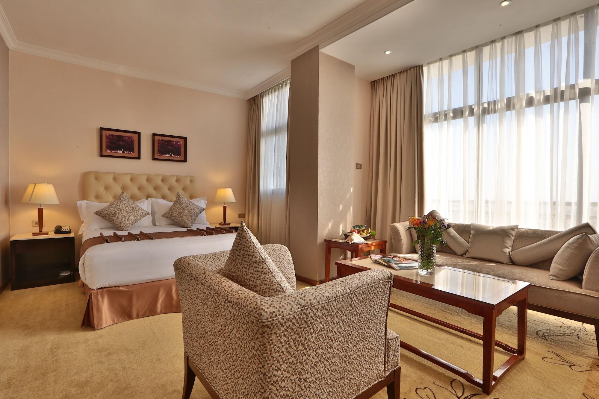 Getfam Hotel Αντίς Αμπέμπα Εξωτερικό φωτογραφία