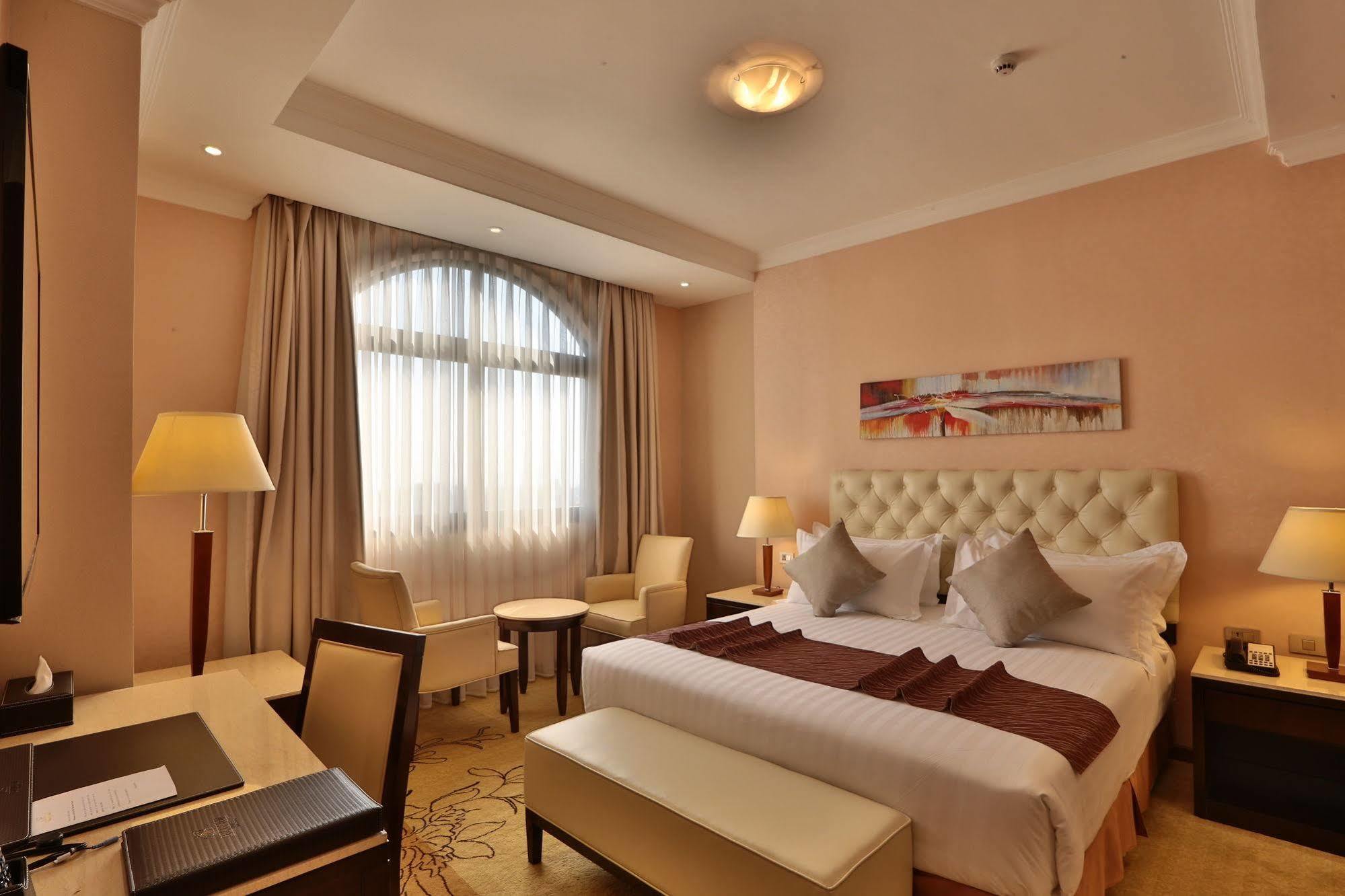 Getfam Hotel Αντίς Αμπέμπα Εξωτερικό φωτογραφία